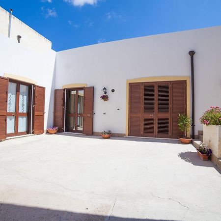 Bianco Sale Trapani Bed & Breakfast Rilievo ภายนอก รูปภาพ